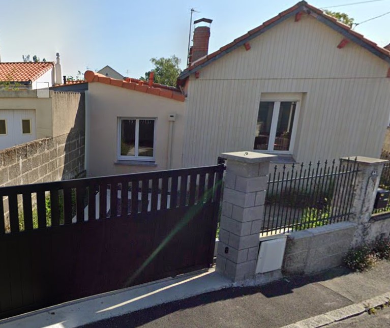 Photo finie de agrandissement d'une maison à Rezé